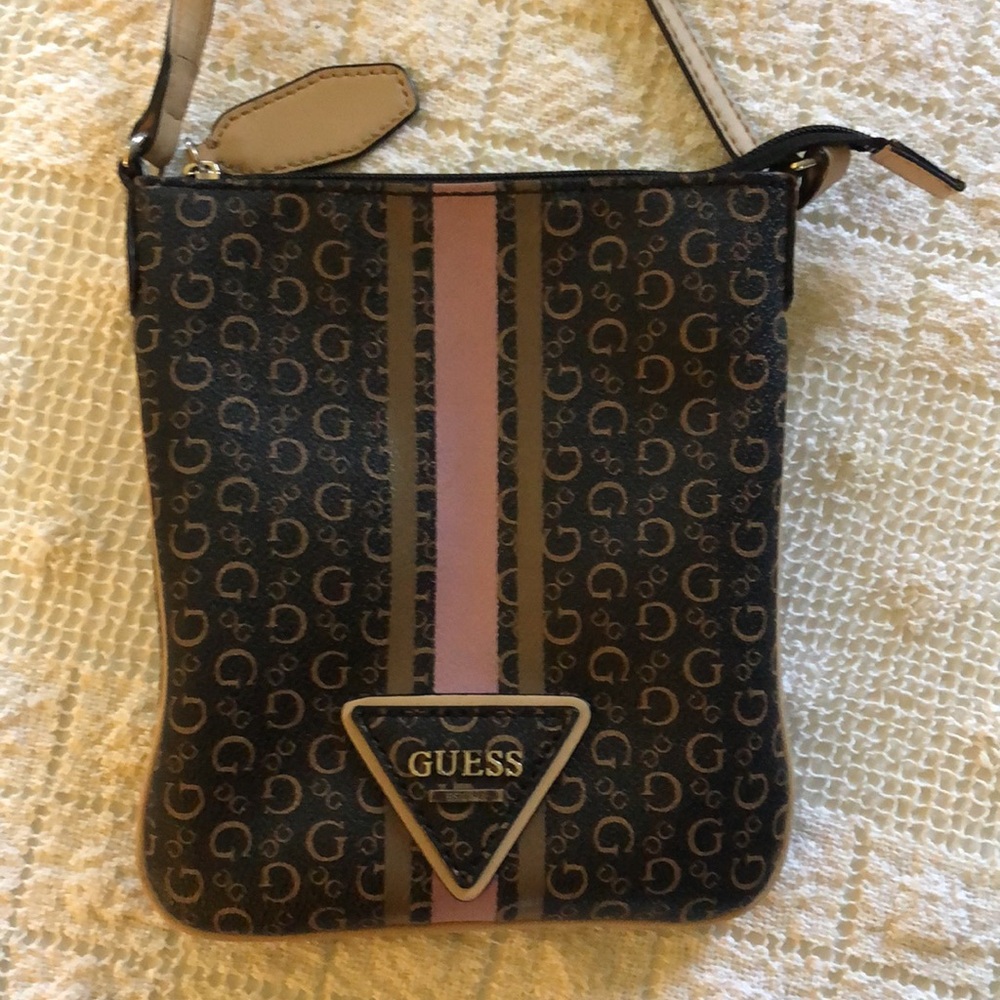 Guess pocketbook